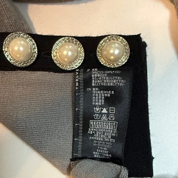 Vintage Twelve by Twelve Pearl Button Military Knit Cardigan/M - Chanel Style - Picture 7 of 8